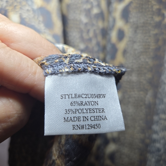 Fred David Aminal Print Blouse with Tie-Front Tunic Plus Size 3X - Picture 6 of 8